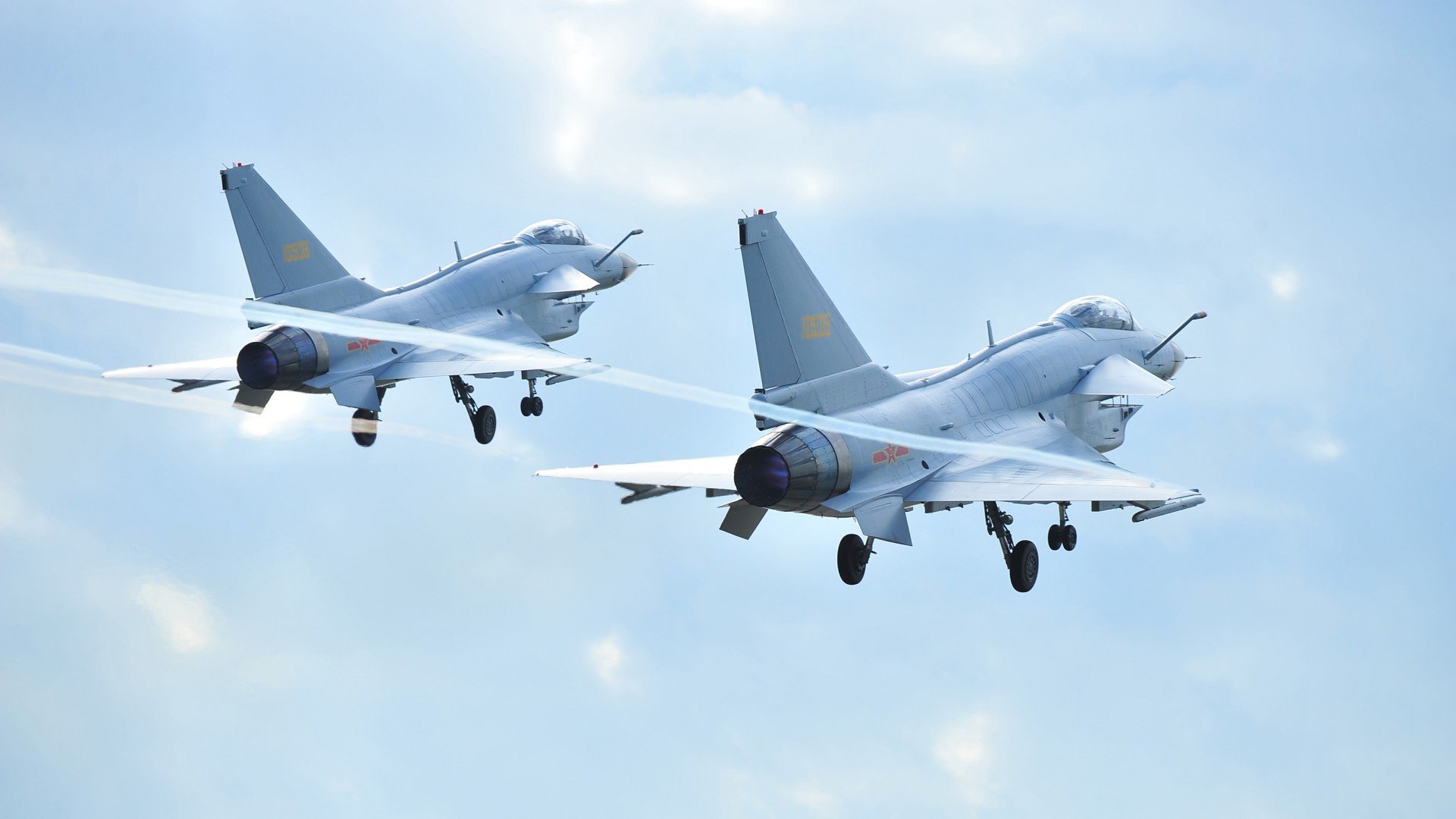 开云在线直播-_田径与网球结合：创新跨界赛事引发关注_，田径与球类